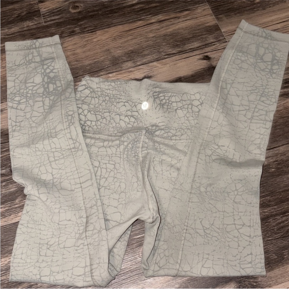 Gray lululemon leggings!